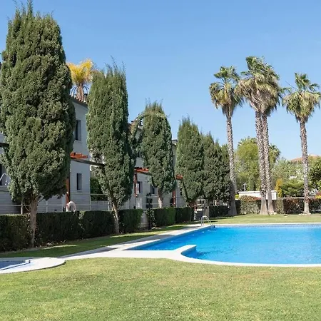 Tu Oasis Con Piscina فندق 4*